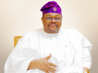 La chute du naira fait des vagues : La fortune du milliardaire Mike Adenuga en péril !