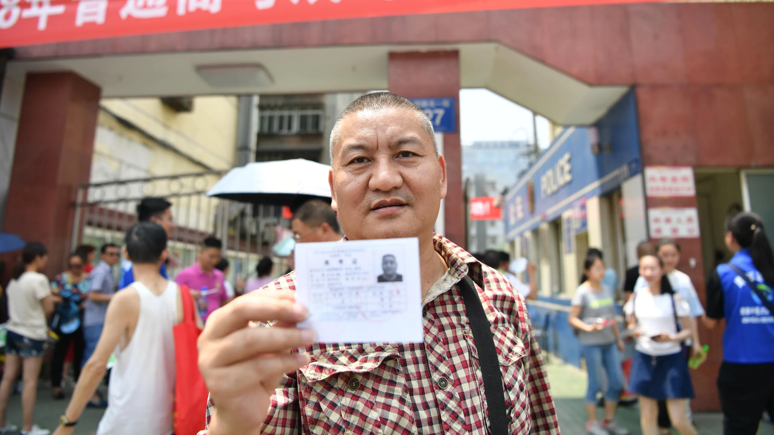 La persévérance sans limites : L'histoire inspirante de Liang Shi, le millionnaire chinois qui échoue au "Bac" pour la 27ᵉ fois
