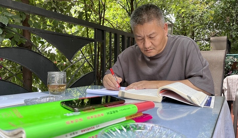 La persévérance sans limites : L'histoire inspirante de Liang Shi, le millionnaire chinois qui échoue au "Bac" pour la 27ᵉ fois