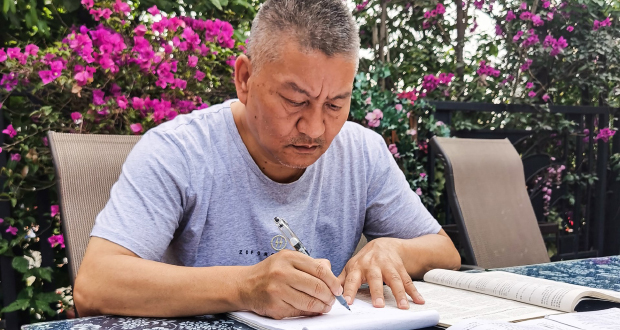 La persévérance sans limites : L'histoire inspirante de Liang Shi, le millionnaire chinois qui échoue au "Bac" pour la 27ᵉ fois