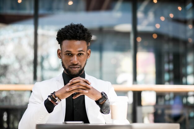 Entreprendre à zéro franc : ce qu'il faut comprendre absolument !